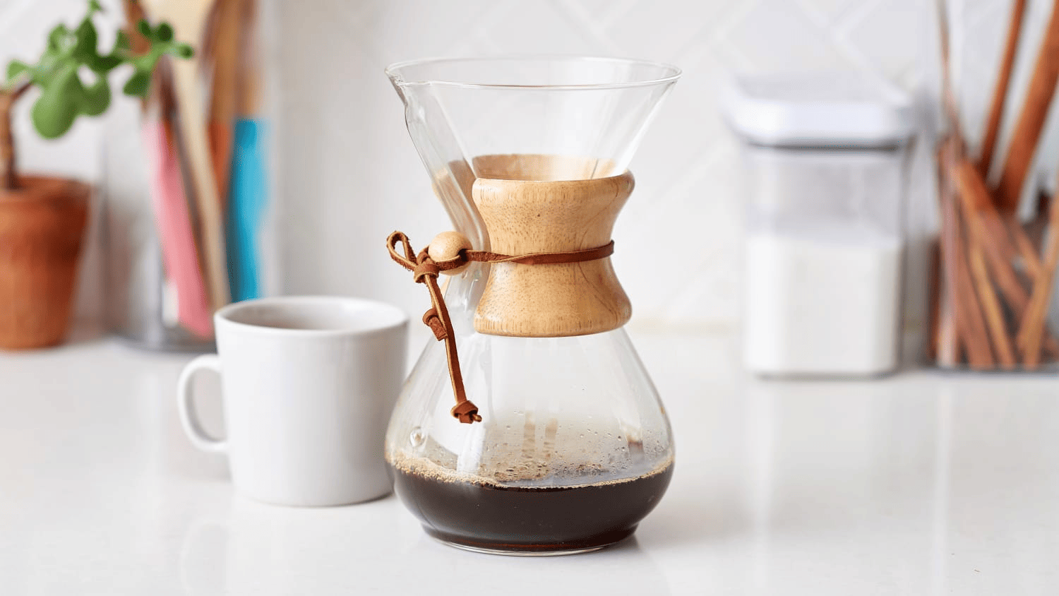 How To Get Coffee Stains Out Of Your Coffee Pot