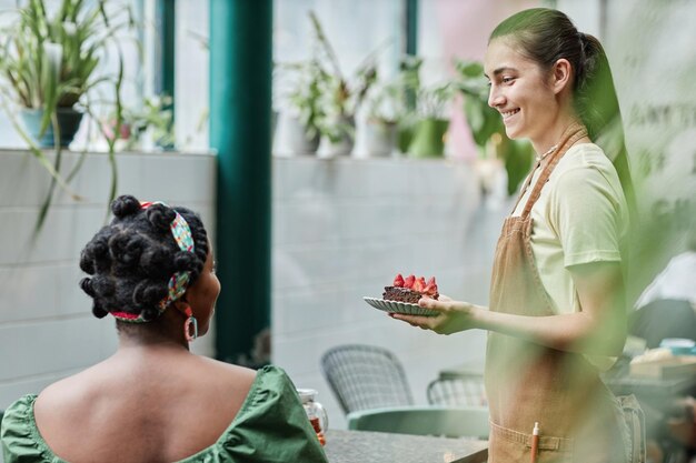 Why Go Vegan for Your Brussels Event? Let Pearl Lemon Café Show You!